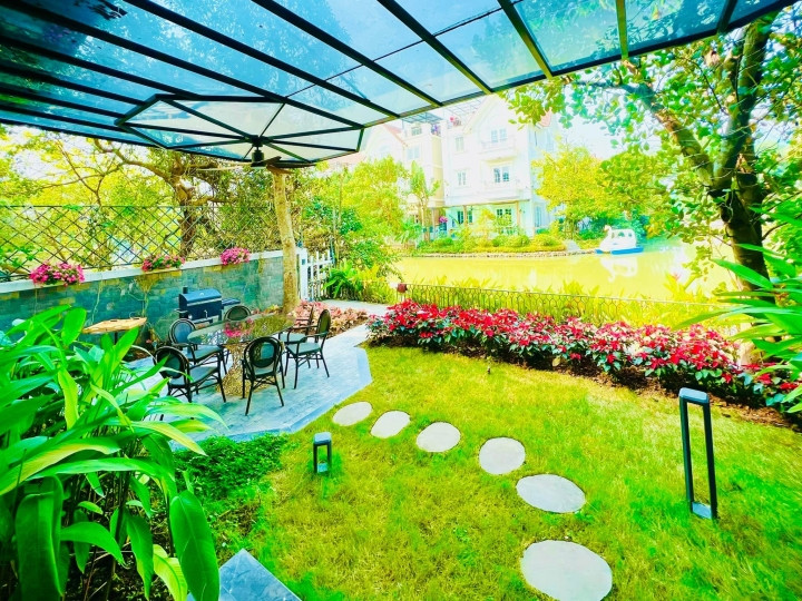 Ben trong biet thu 60 ty cua “dien vien dai gia” nuc tieng-Hinh-7