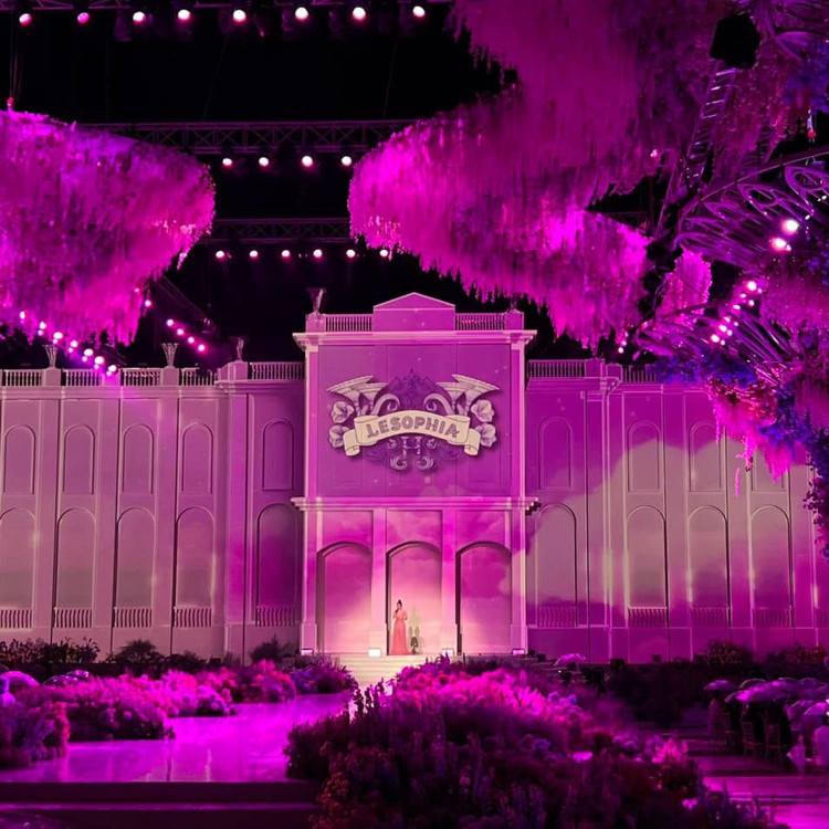 Giat minh so tien dai gia Viet to chuc dam cuoi cho con-Hinh-3