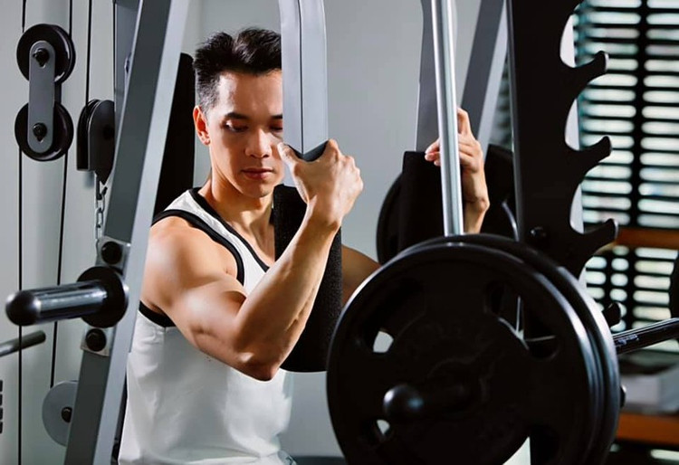 Điều ít biết về Chủ tịch ACB Trần Hùng Huy - Hình 4 Dieu it biet ve Chu tich ACB Tran Hung Huy-Hinh-4