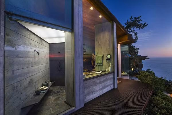 Choang ngop biet thu 600 ty nam cheo leo tren vach da-Hinh-10