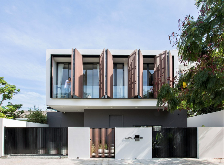 Ngoi nha voi thiet ke di nguoc truyen thong tai Da Nang-Hinh-2