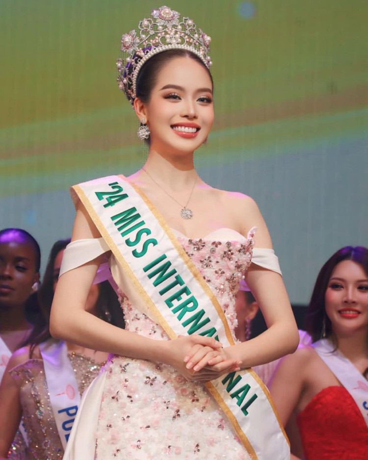 Ben trong can nha o Da Nang cua gia dinh Hoa hau Thanh Thuy