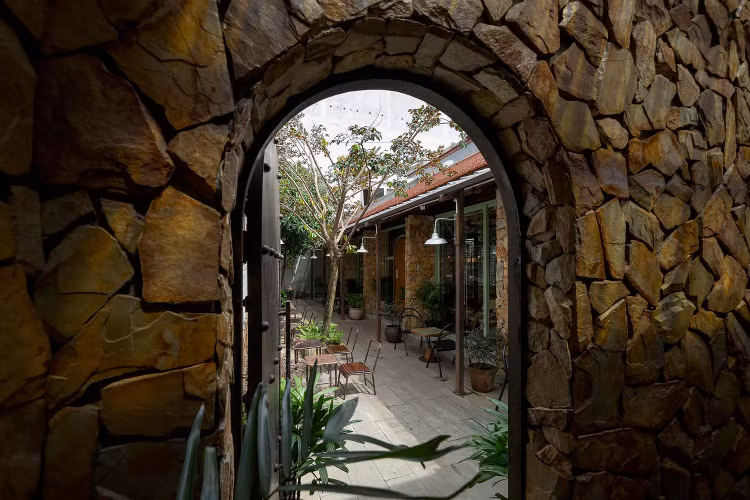 Bao My nuc no khen nha ruong Hue “lot xac” giua long mien Tay-Hinh-3