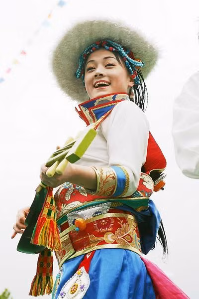 Bi an bo toc giau co luon dat day vang ngoc len nguoi-Hinh-7