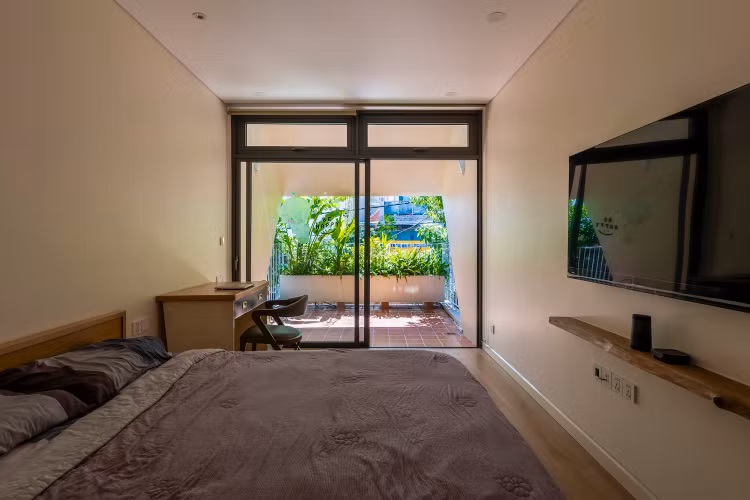 Nha ong co mai doc keo xuong tang 2 doc dao o Vung Tau-Hinh-12