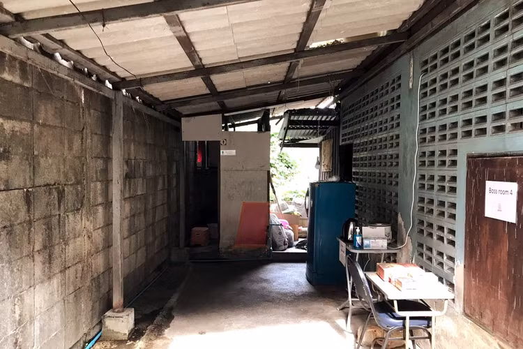 Tan thay “biet thu khu o chuot” gia 14.000 nghin dong gay sot-Hinh-5