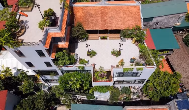 Choang ngop biet thu 500m2 doc nhat vo nhi giua Ha Noi