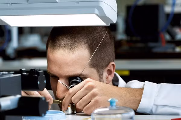 Dieu gi khien dong ho Rolex cu dat hon hang moi?-Hinh-9