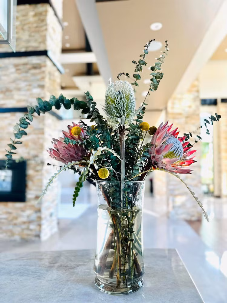 Man nhan biet thu 4.000 m2 ngap hoa tuoi cua vo cu Dan Truong-Hinh-6