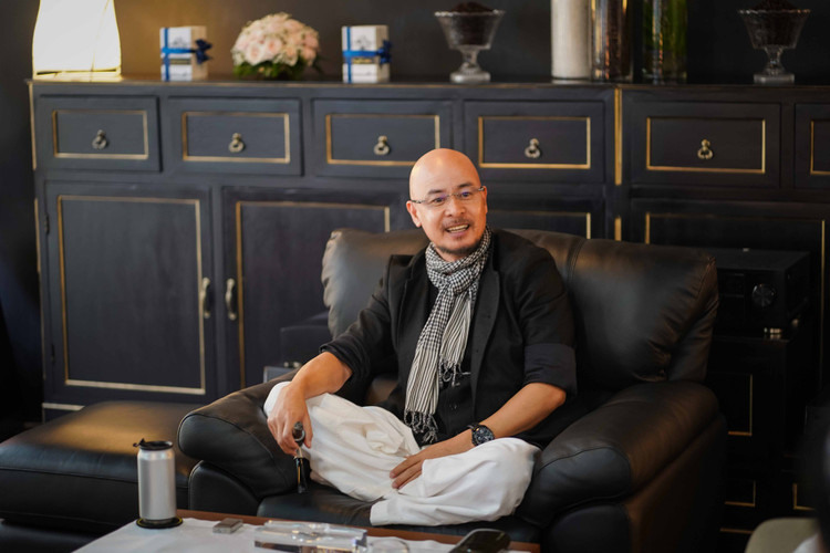 Dai gia Viet va nhung cau noi “bat hu” ve tien-Hinh-2