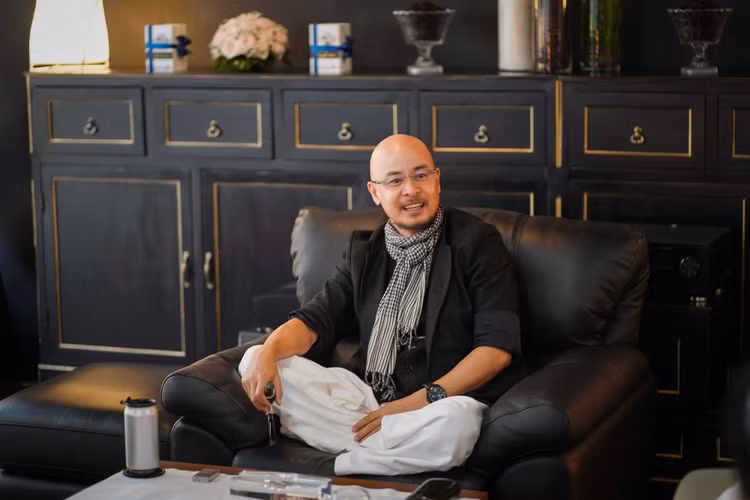 Dai gia Viet va nhung cau noi “bat hu” ve tien-Hinh-2