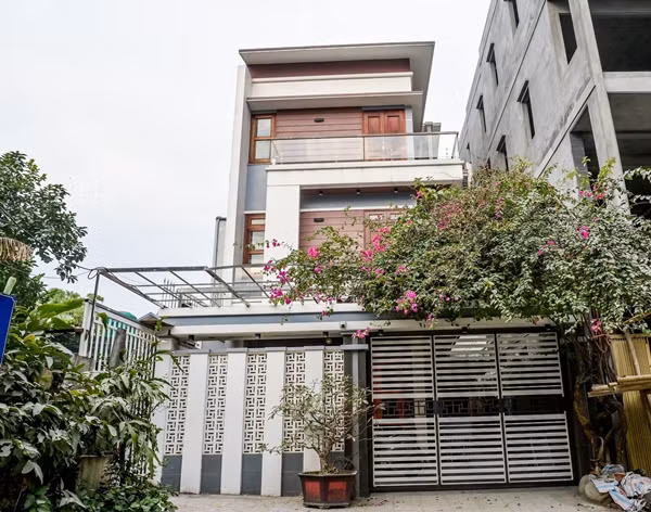 Ngoi nha ngap sac hoa don Tet cua tien dao Xuan Son-Hinh-2