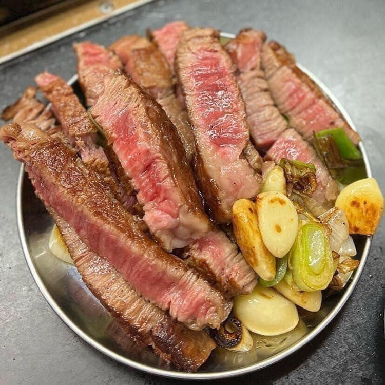 Su that dang sau thit bo Aukobe gia re do bo cho mang-Hinh-6