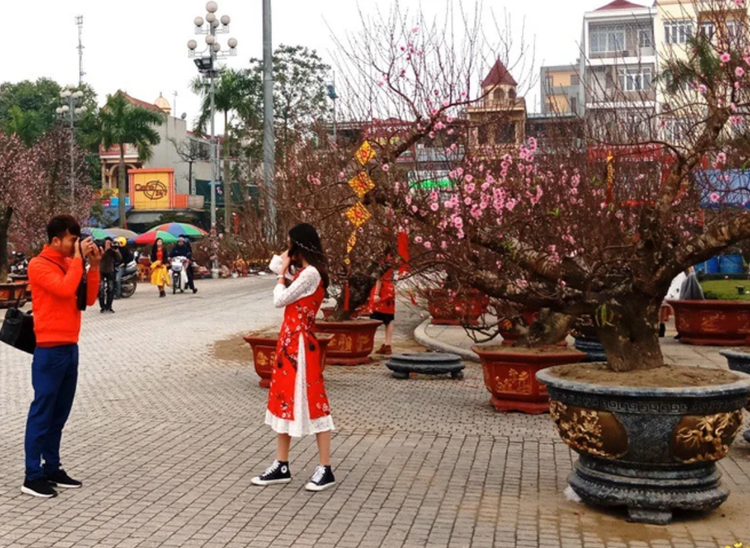 Nhung nghe “hot” “hai ra tien” dip cuoi nam-Hinh-7