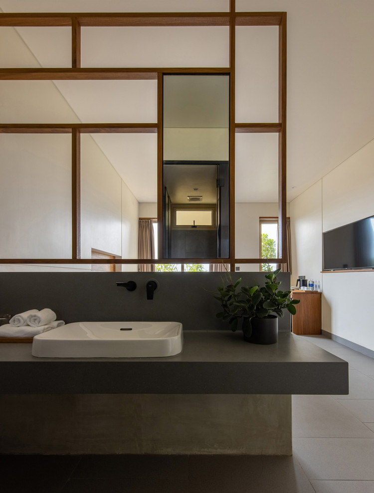 Doc dao nha khoi bay lo lung giua thien nhien o Vung Tau-Hinh-10