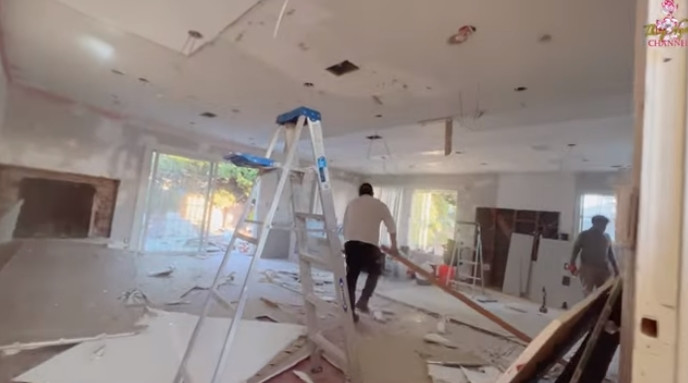 He lo nha moi nghin met vuong tai My cua ca si Quang Le-Hinh-3