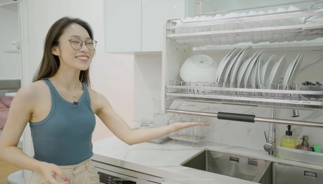 Ngam can ho 100m2 cua nu MC tre nhat “Duong len dinh Olympia”-Hinh-5