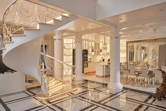 Can canh biet thu 600m2 cua Le Quyen ngap sac do don Tet-Hinh-9