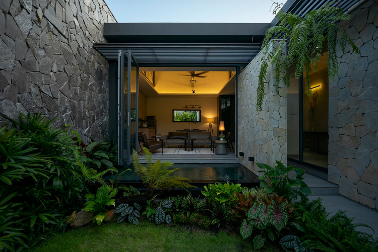 Bao My tam tac khen nha vuon dep nhu resort tai Phan Thiet