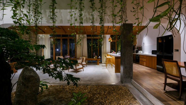 Nha 3 tang ven song dep den nao long o Nha Trang-Hinh-6