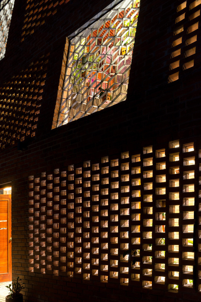 Bao My nuc no khen nha gach nung “khong giong ai” o Ha Noi-Hinh-10