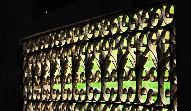 Co gi trong ngoi nha co long lay nhu cung dien o mien Tay?-Hinh-8