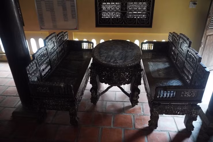 Co gi trong ngoi nha co long lay nhu cung dien o mien Tay?-Hinh-6