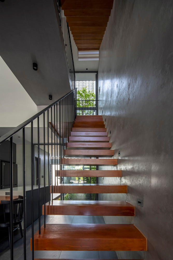 “Boc” vo nhiet doi ben ngoai, nha ong Da Nang mat ruoi quanh nam-Hinh-9