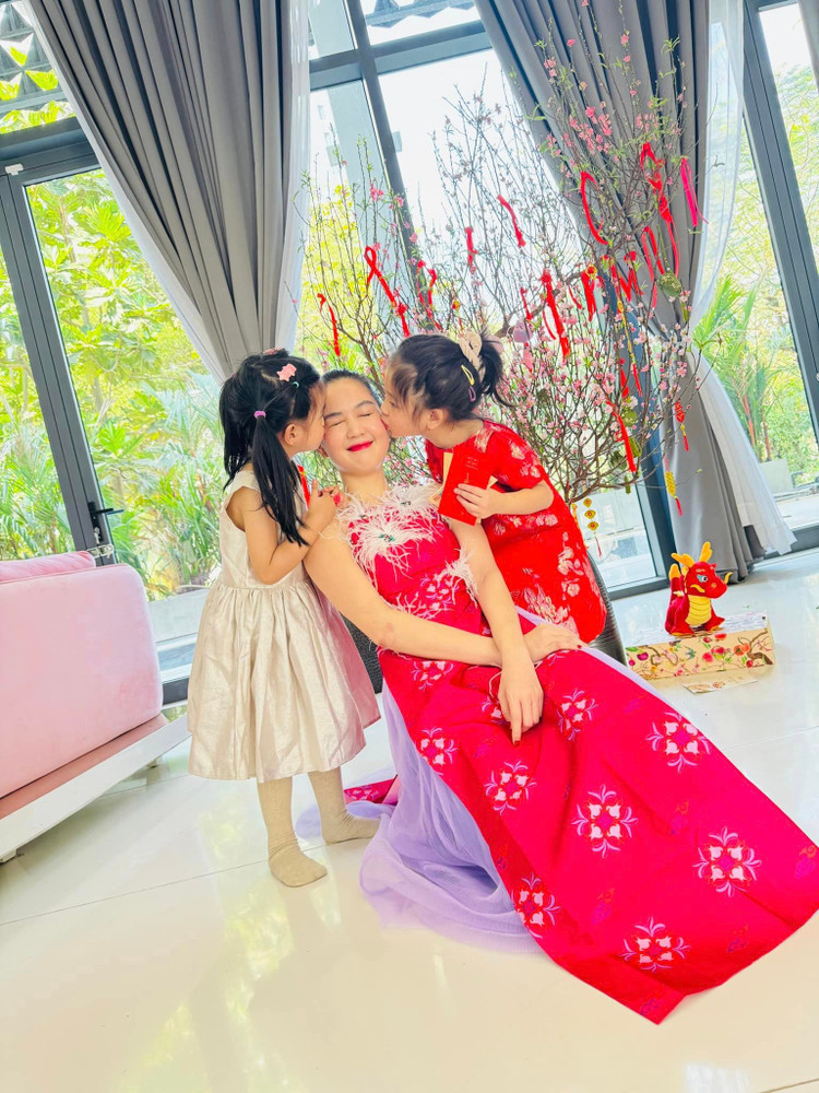 Xuyt xoa biet thu “to nhat pho” cua “nu hoang noi y” Ngoc Trinh-Hinh-5