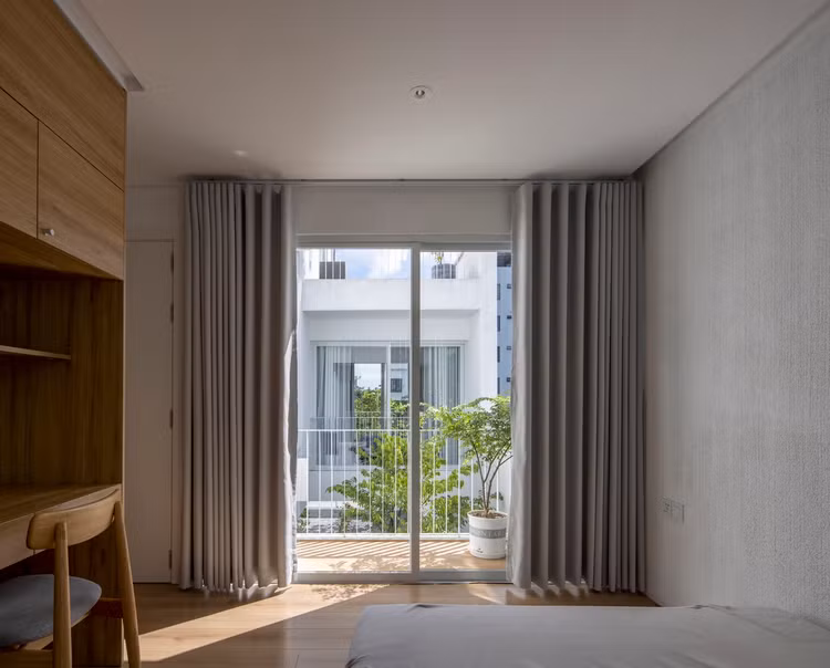 Chi voi 1,7 ty, nha hinh chu U nguoc dep ngang biet thu-Hinh-14