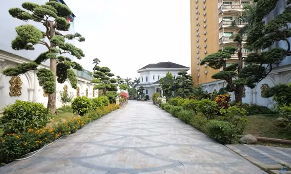 Biet thu 500 ty trang hoang nhu cung dien o Quang Ninh