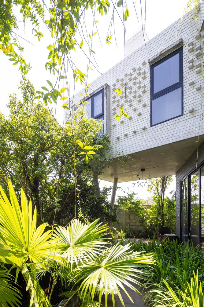 Ngoi nha sinh doi dep me man giua rung cay o Da Nang-Hinh-2