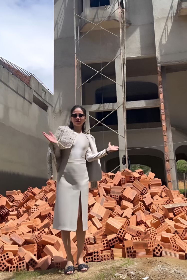 Xuyt xoa biet thu hoanh trang cua Le Quyen tai Da Lat-Hinh-3