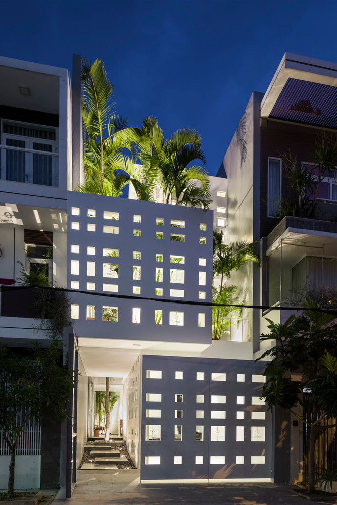 Co gi ben trong nha huong Tay mat ruoi quanh nam o Nha Trang?-Hinh-2