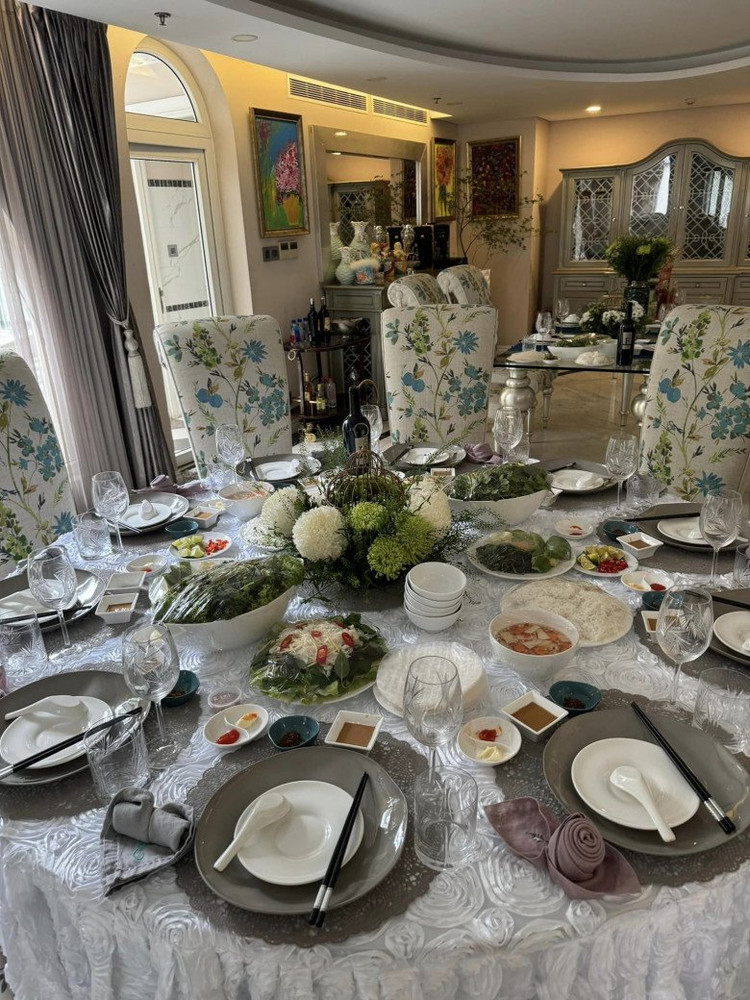 Biet thu nhu cung dien “di mai khong het” cua Hoa hau Giang My-Hinh-5