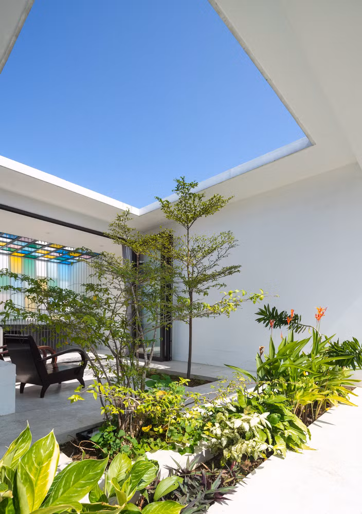 Ngan ngo ngam nha ong mang kien truc nha vuon nen tho tai Hue-Hinh-4