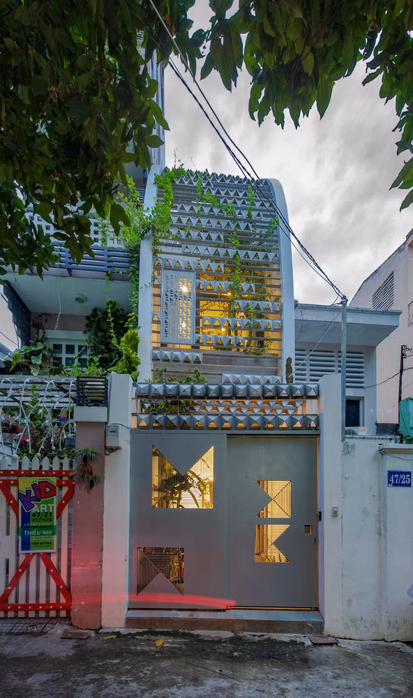 Nha Sai Gon so huu mat tien uon cong la mat tren bao My-Hinh-6