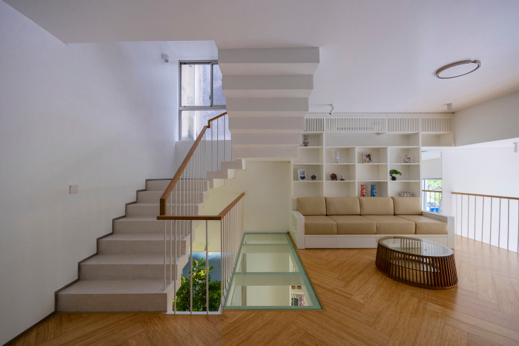 Nha Ha Long ngap nang gio dep ngo ngang tren bao My-Hinh-13