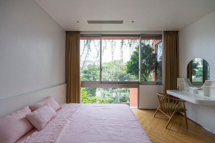 Nha Ha Long ngap nang gio dep ngo ngang tren bao My-Hinh-15