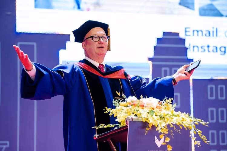 Times Higher Education: Truong Dai hoc VinUni dang ngay cang khang dinh vi the-Hinh-2