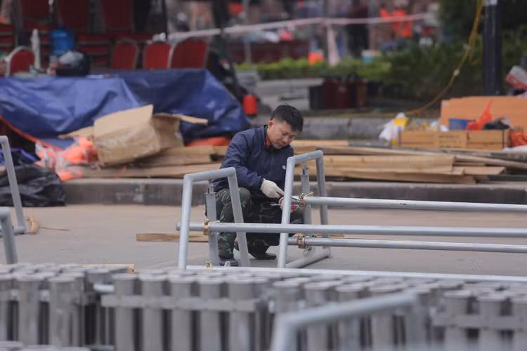 Soi tran dia phao hoa noi thanh Ha Noi truoc gio khai hoa-Hinh-8