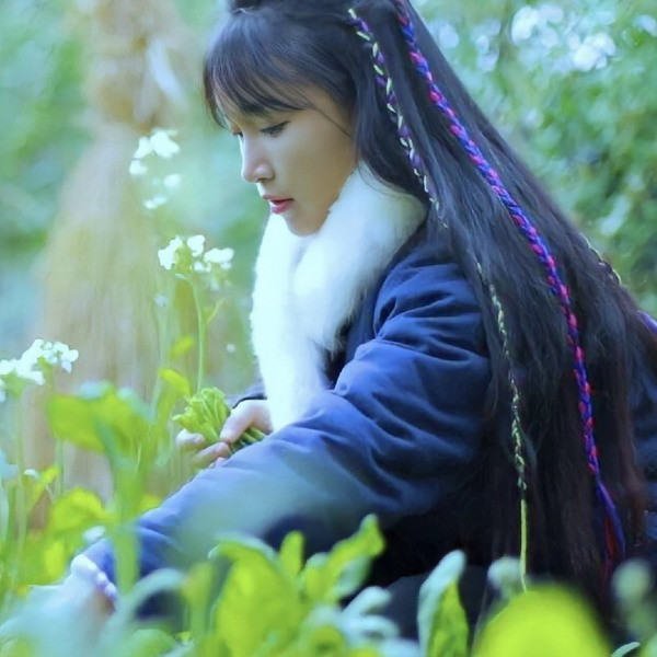 Sau Lý Tử Thất, có rất nhiều người học theo phong cách của cô, lựa chọn ghi lại những đặc trưng riêng của quê hương. Thế nhưng, với nhiều người, vẫn không ai có thể vượt qua được nữ Youtuber.