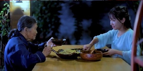 Tất cả các video của nữ Youtuber đều đem lại sự bình yên cho người xem với khung cảnh nhẹ nhàng, mộc mạc của vùng nông thôn Trung Quốc.