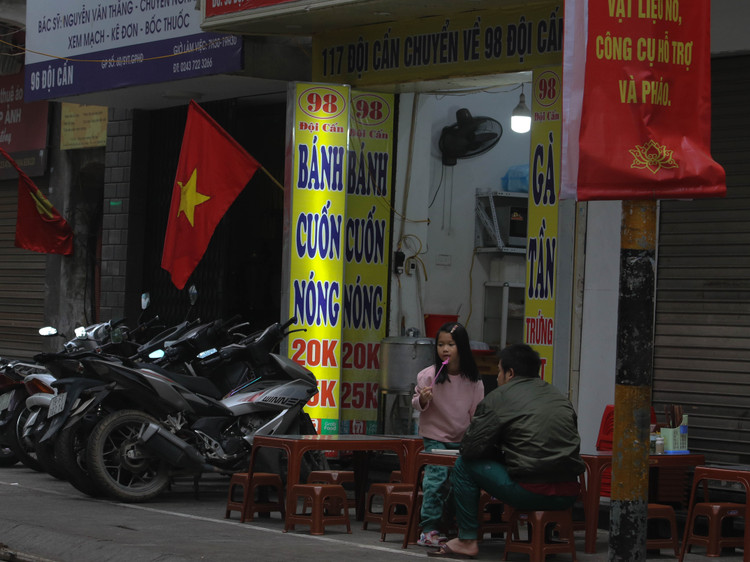 Hang quan mung 1 Tet Quy Mao 2023 day du ma khach vang-Hinh-10