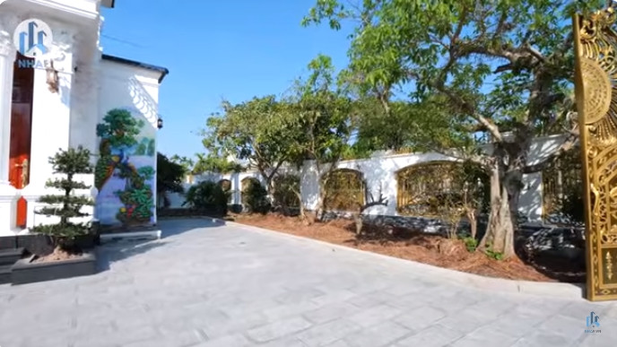 Xuyt xoa biet thu tan co dien bao hieu bo o Nam Dinh-Hinh-3