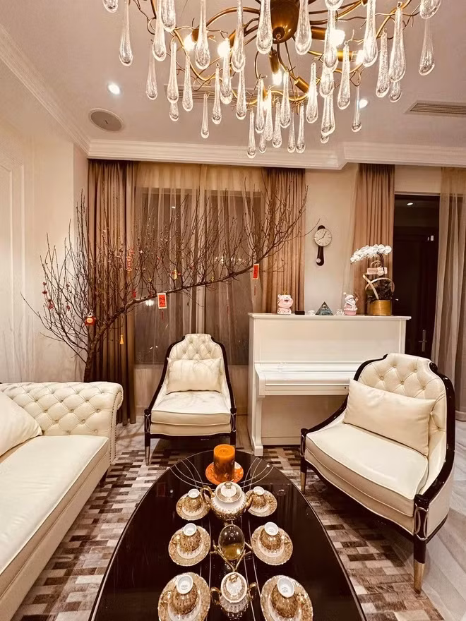 Biệt thự 200m2 ngập hoa hồng của Vân Hugo và chồng doanh nhân - Hình 11 Biet thu 200m2 ngap hoa hong cua Van Hugo va chong doanh nhan-Hinh-11