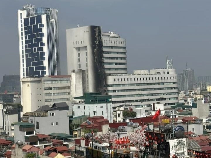 Ha Noi: Chay lon tai toa nha 18 tang o Thai Ha-Hinh-3