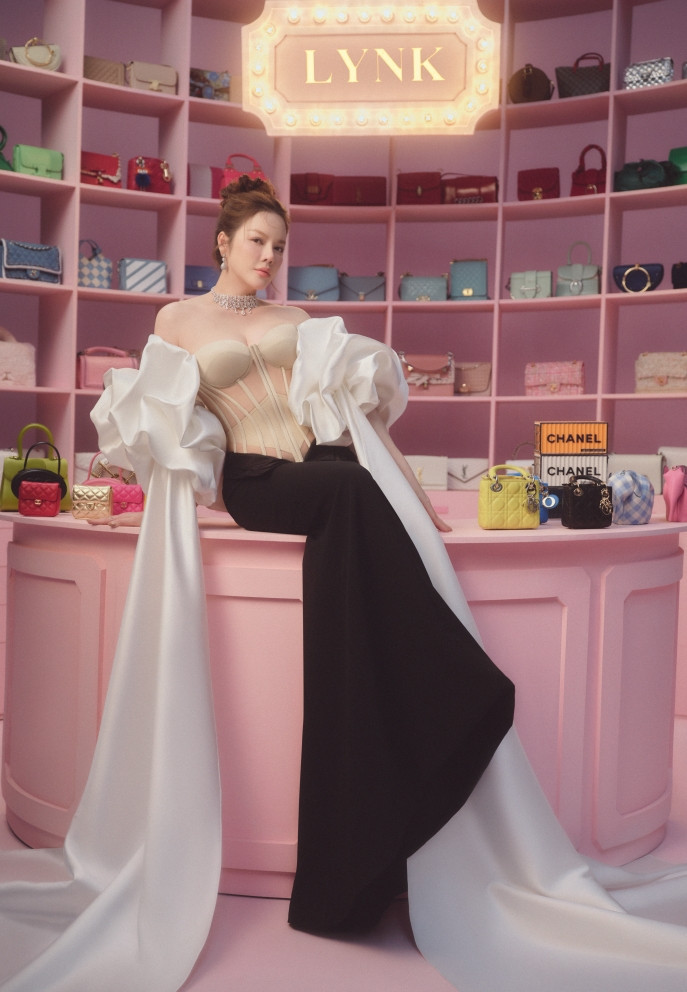 Xuyt xoa khoi tai san “khong dem xue” cua Ly Nha Ky-Hinh-4