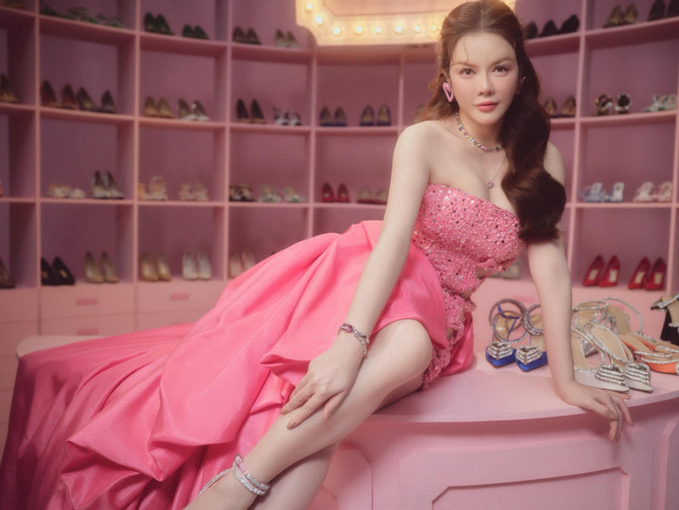 Xuyt xoa khoi tai san “khong dem xue” cua Ly Nha Ky