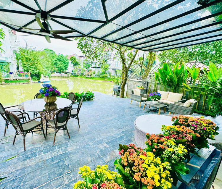 Toan canh biet thu ven bien xa hoa cua La Thanh Huyen-Hinh-13